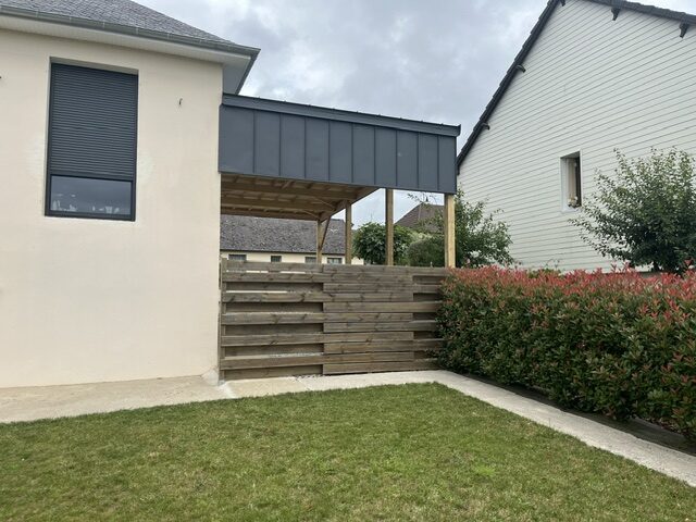 Carport avec toiture zinc
