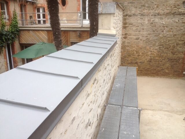 Couvertine en zinc sur muret