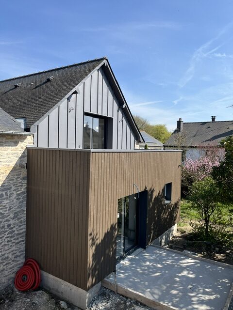 Toiture zinc et bardage bois