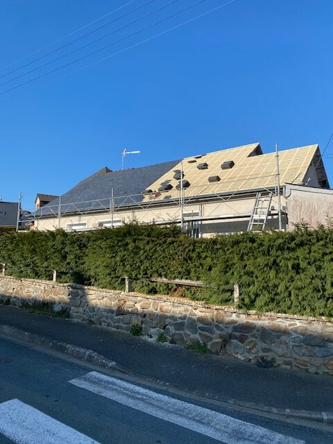Rénovation de toiture en ardoise